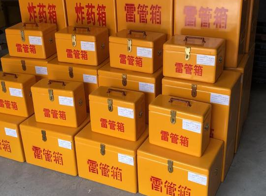 桐庐玻璃钢雷管箱的使用寿命一般是多少？